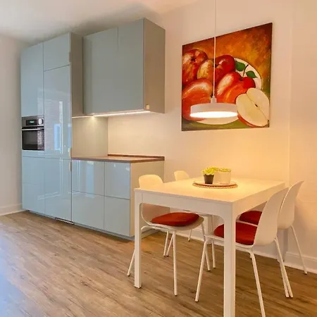 New beautifully Renovated Apartment *